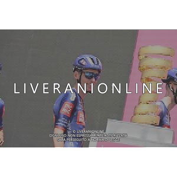 13-05-2025 Giro D\'italia; Tappa 04 Alberobello - Lecce; 2025, Picnic - Postnl; Bardet, Romain; Alberobello; ©SIROTTI - AGENZIA ALDO LIVERANI SAS