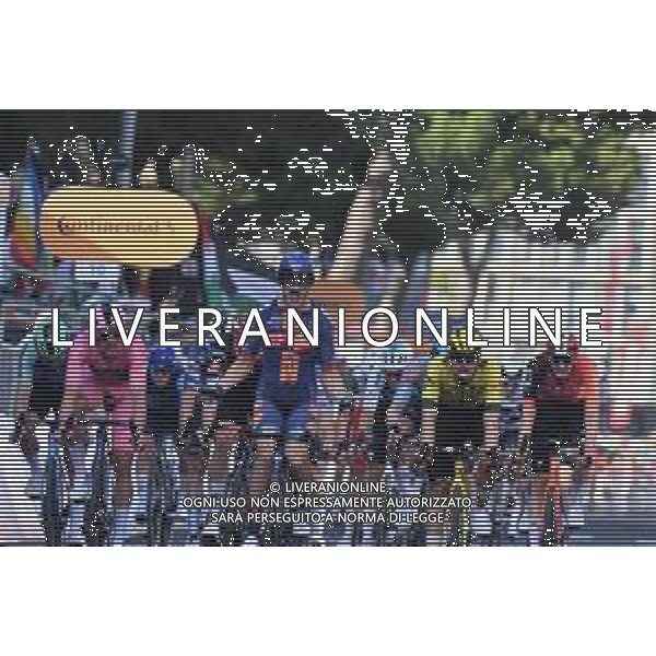 13-05-2025 Giro D\'italia; Tappa 04 Alberobello - Lecce; 2025, Picnic - Postnl; Van Uden, Casper; Lecce; ©SIROTTI - AGENZIA ALDO LIVERANI SAS
