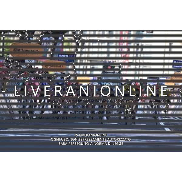 13-05-2025 Giro D\'italia; Tappa 04 Alberobello - Lecce; 2025, Picnic - Postnl; 2025, Lidl - Trek; 2025, Visma - Lease A Bike; Van Uden, Casper; Pedersen, Mads; Kooij, Olav; Lecce; ©SIROTTI - AGENZIA ALDO LIVERANI SAS
