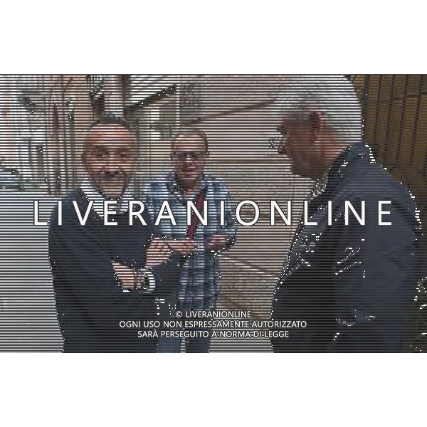 IMOLA 13 05 2025 NEUPHARMA VIRTUS IMOLA PROTESTA DEI TIFOSI DAVANTI LA SEDE DELL\'AZIENDA DEL PRESIDENTE DIMISSIONARIO DELLA VIRTUS DAVIDE FIUMI NELLA FOTO FABIO TURCHI LUCA SASSI E CARLO MARCHI TEAM MANAGER DELLA VIRTUS IMOLA ©SANNA - AGENZIA ALDO LIVERANI SAS