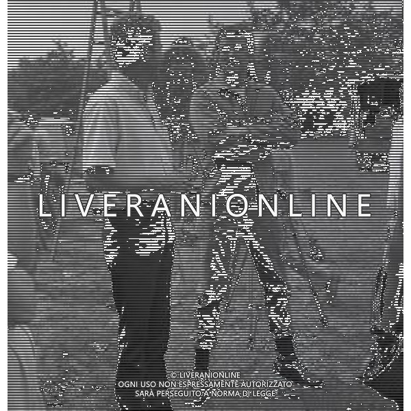 NEG-RETROSPETTIVA ROCK HUDSON ATTORE NELLA FOTO ROCK HUDSON SUL SET CINEMATOGRAFICO DEL FILM“ IL LUPI ATTACANO IN BRANCO“titolo internazionale: Hornets\' Nest NELL\'ANNO 1969 A PIACENZA AG ALDO LIVERANI SAS 