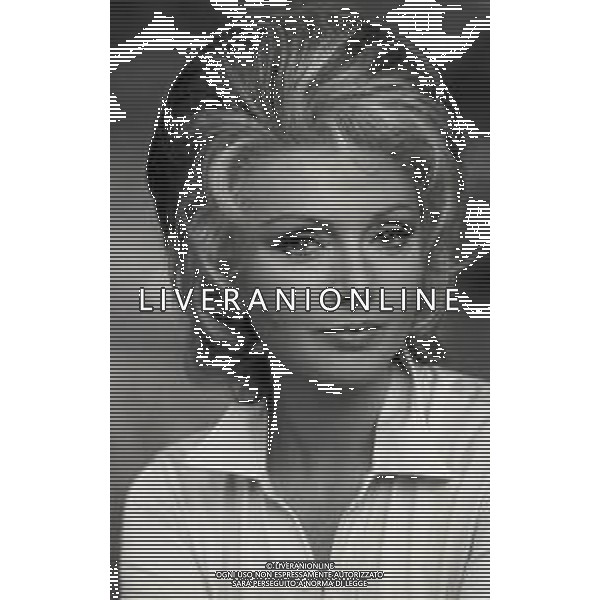 NEG-RETROSPETTIVA SYLVA KOSCINA ATTRICE NELLA FOTO SYLVA KOSCINA SUL SET CINEMATOGRAFICO DEL FILM“ IL LUPI ATTACANO IN BRANCO“titolo internazionale: Hornets\' Nest NELL\'ANNO 1969 A PIACENZA AG ALDO LIVERANI SAS