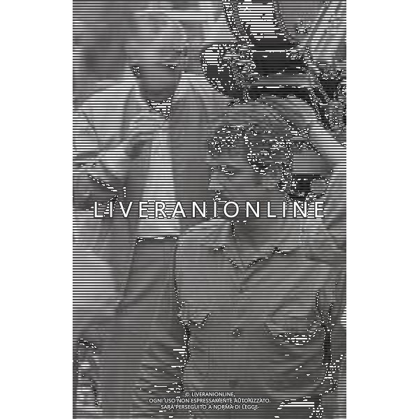 NEG-RETROSPETTIVA ROCK HUDSON ATTORE NELLA FOTO ROCK HUDSON SUL SET CINEMATOGRAFICO DEL FILM“ IL LUPI ATTACANO IN BRANCO“titolo internazionale: Hornets\' Nest NELL\'ANNO 1969 A PIACENZA AG ALDO LIVERANI SAS