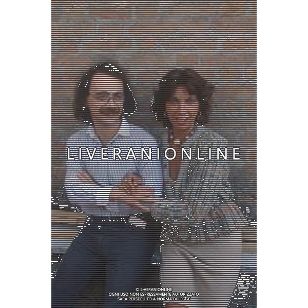DIAP-RETROSPETTIVA MAURIZIO NICHETTI ATTORE NELLA FOTO MAURIZIO NICHETTI CON MARIANGELA MELATO A VENEZIA NELL\'ANNO 1982 AG ALDO LIVERANI SAS