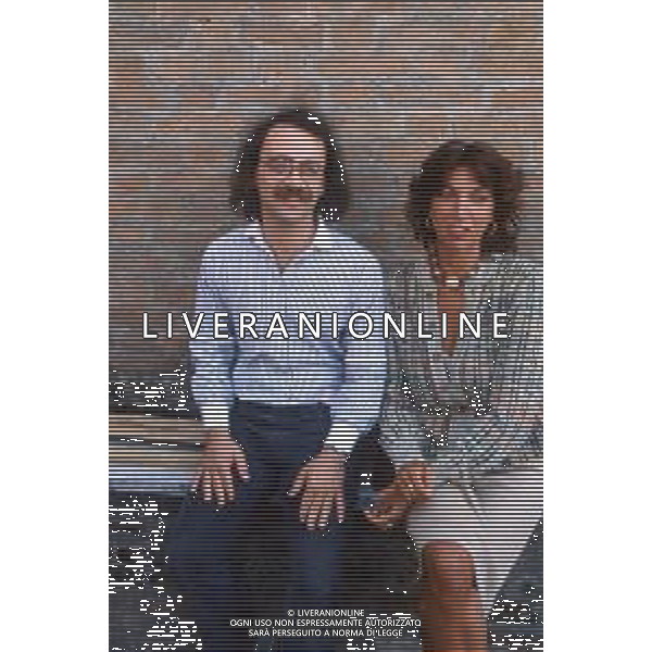 DIAP-RETROSPETTIVA MAURIZIO NICHETTI ATTORE NELLA FOTO MAURIZIO NICHETTI CON MARIANGELA MELATO A VENEZIA NELL\'ANNO 1982 AG ALDO LIVERANI SAS