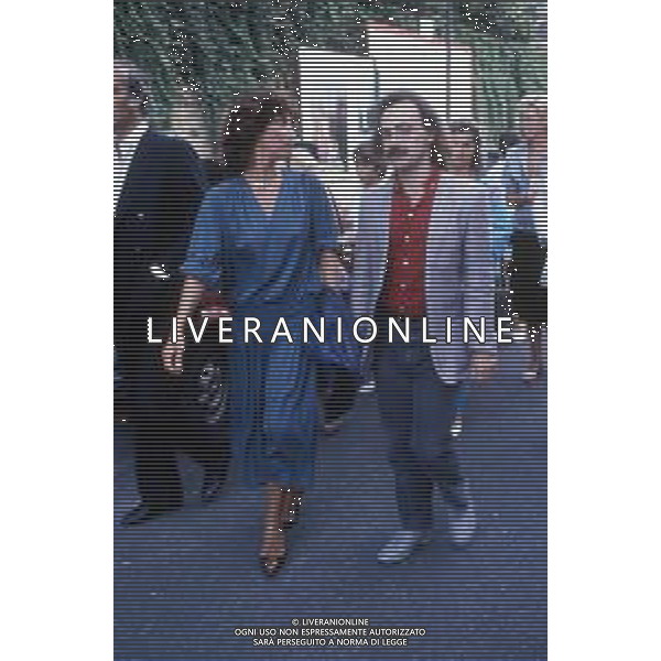 DIAP-RETROSPETTIVA MAURIZIO NICHETTI ATTORE NELLA FOTO MAURIZIO NICHETTI CON MARIANGELA MELATO A VENEZIA NELL\'ANNO 1982 AG ALDO LIVERANI SAS