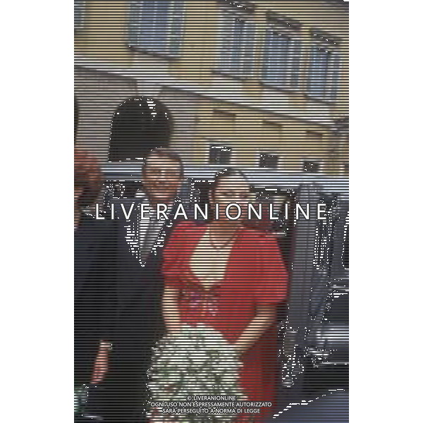 DIAP-20-06-1992 MILANO VILLA PALESTRO MATRIMONIO DI TONY RENIS CON ELETTRA MORINI NELLA FOTO IL MATRIMONIO DI TONY RENIS CON ELETTRA MORINI A MILANO IN VILLA PALESTRO AG ALDO LIVERANI SAS