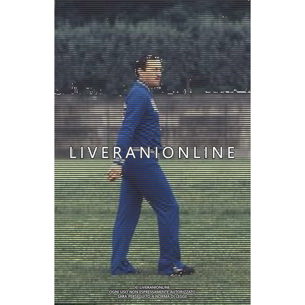 DIAP-RETROSPETTIVA GIUSEPPE MARCHIORO ALLENATORE NELLA FOTO GIUSEPPE MARCHIORO ALLENATORE COMO CALCIO NELL\'ANNO 1981 AG ALDO LIVERANI SAS