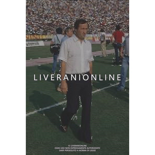 DIAP-RETROSPETTIVA GIUSEPPE MARCHIORO ALLENATORE NELLA FOTO GIUSEPPE MARCHIORO ALLENATORE COMO CALCIO NELL\'ANNO 1981 AG ALDO LIVERANI SAS