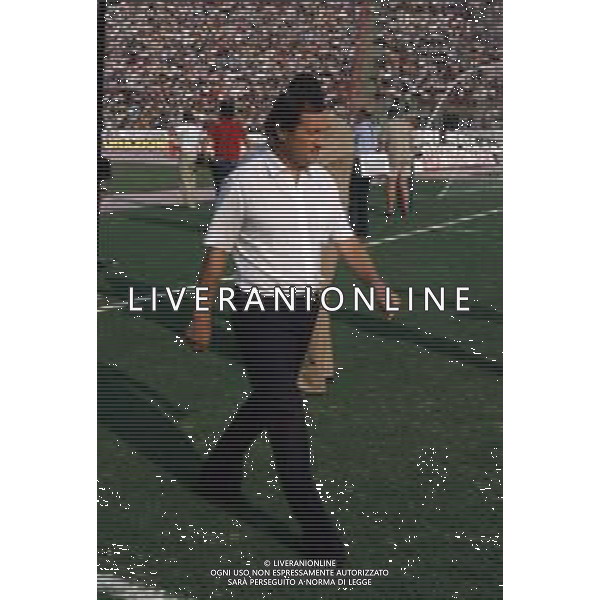DIAP-RETROSPETTIVA GIUSEPPE MARCHIORO ALLENATORE NELLA FOTO GIUSEPPE MARCHIORO ALLENATORE COMO CALCIO NELL\'ANNO 1981 AG ALDO LIVERANI SAS