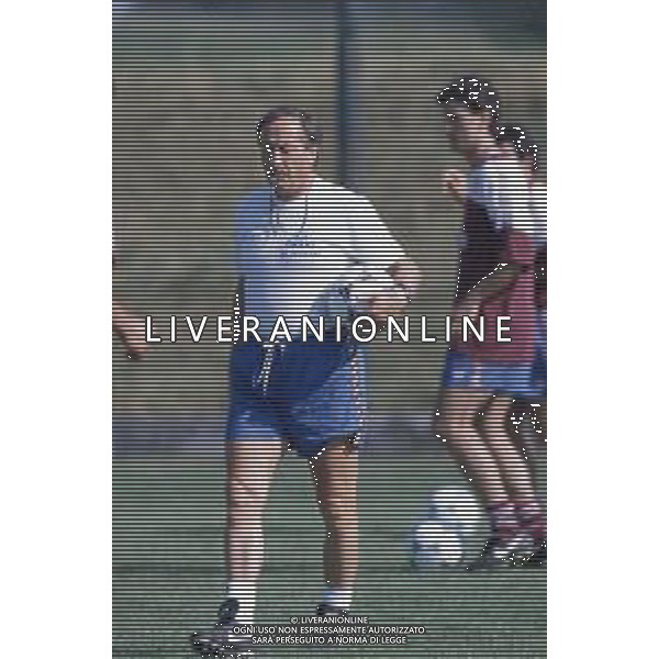 DIAP-RETROSPETTIVA GIUSEPPE MARCHIORO ALLENATORE NELLA FOTO GIUSEPPE MARCHIORO ALLENATORE REGGIANA CALCIO NELL\'ANNO 1994 AG ALDO LIVERANI SAS 