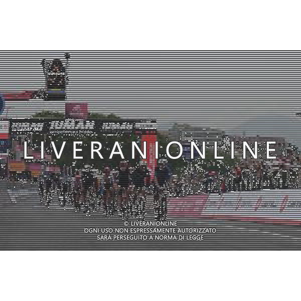 15-05-2025 Giro D\'italia; Tappa 06 Potenza - Napoli; 2025, Groupama - Fdj; Gaudu, David; Germani, Lorenzo; Napoli; ©SIROTTI - AGENZIA ALDO LIVERANI SAS