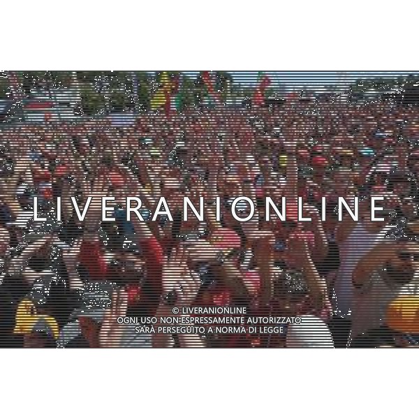 IMOLA 16 05 2025 AUTODROMO ENZO E DINO FERRARI VENERDI FORMULA 1 GRAN PREMIO DEL MADE IN ITALY E DELL\'EMILIA ROMAGNA PROVE LIBERE NELLA FOTO PUBBLICO A IMOLA - TIFOSI FERRARI ©SANNA - AGENZIA ALDO LIVERANI SAS