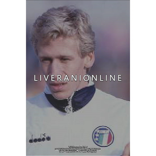 DIAP-RETROSPETTIVA SILVANO BENEDETTI CALCIATORE NELLA FOTO SILVANO BENEDETTI CON LA MAGLIA DELLA NAZIONALE ITALIANA UNDER 21 AG ALDO LIVERANI SAS