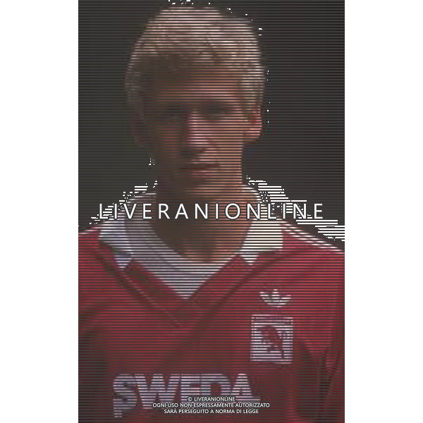 DIAP-RETROSPETTIVA SILVANO BENEDETTI CALCIATORE NELLA FOTO SILVANO BENEDETTI CON LA MAGLIA DEL TORINO CALCIO AG ALDO LIVERANI SAS