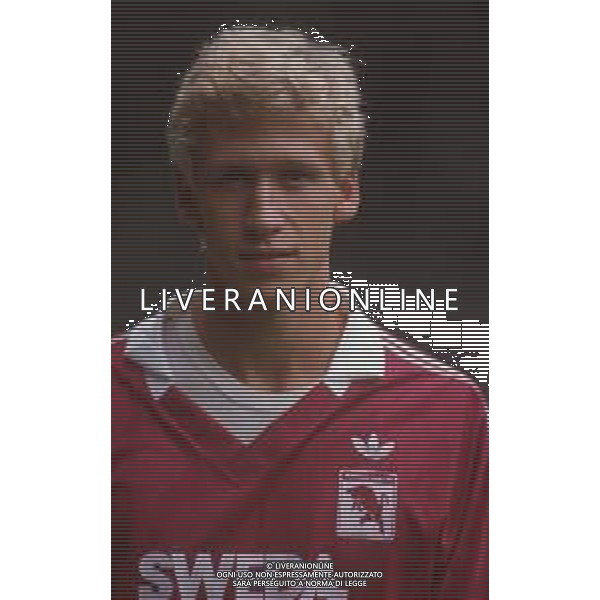 DIAP-RETROSPETTIVA SILVANO BENEDETTI CALCIATORE NELLA FOTO SILVANO BENEDETTI CON LA MAGLIA DEL TORINO CALCIO AG ALDO LIVERANI SAS