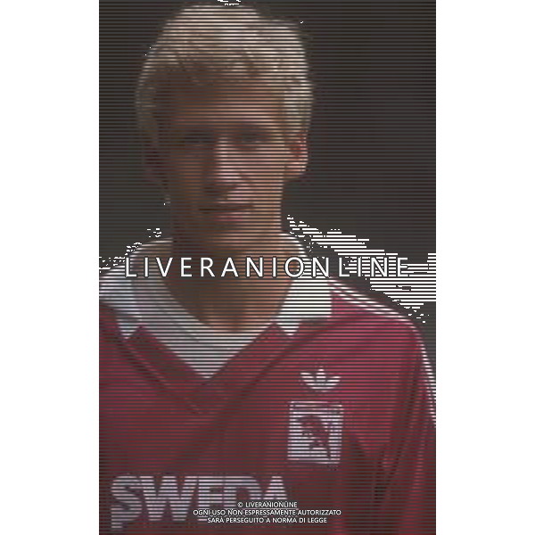 DIAP-RETROSPETTIVA SILVANO BENEDETTI CALCIATORE NELLA FOTO SILVANO BENEDETTI CON LA MAGLIA DEL TORINO CALCIO AG ALDO LIVERANI SAS