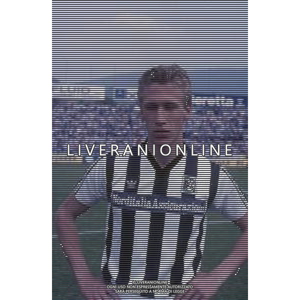 DIAP-RETROSPETTIVA SILVANO BENEDETTI CALCIATORE  NELLA FOTO SILVANO BENEDETTI CON LA MAGLIA DELL\'ASCOLI CALCIO AG ALDO LIVERANI SAS 