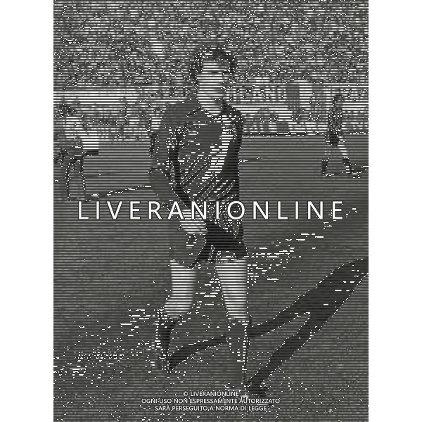 ST-RETROSPETTIVA LUIGI DANOVA CALCIATORE NELLA FOTO LUIGI DANOVA CON LA MAGLIA DEL TORINO CALCIO AG ALDO LIVERANI SAS