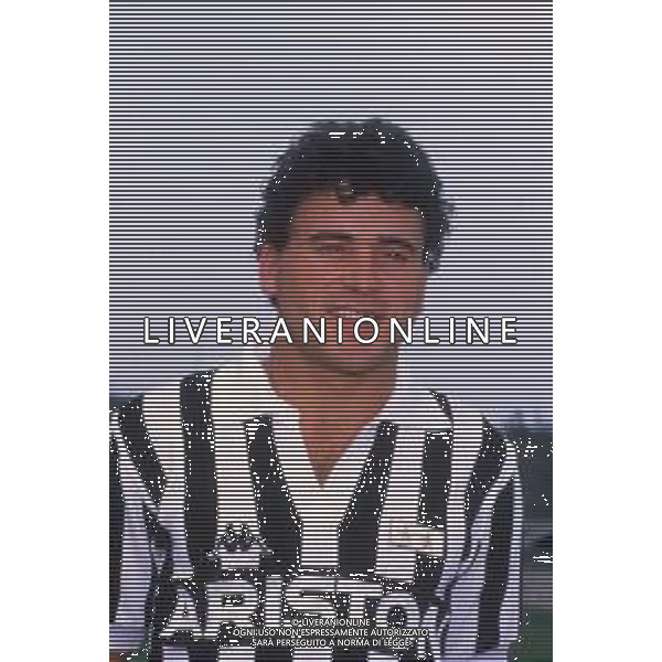 DIAP-RETROSPETTIVA RUI BARROS CALCIATORE NELLA FOTO RUI BARROS CON LA MAGLIA DELLA JUVENTUS CALCIO AG ALDO LIVERANI SAS