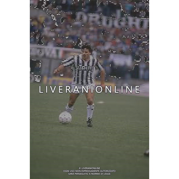 DIAP-RETROSPETTIVA RUI BARROS CALCIATORE NELLA FOTO RUI BARROS CON LA MAGLIA DELLA JUVENTUS CALCIO AG ALDO LIVERANI SAS