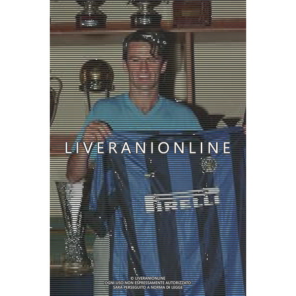 NEG COL-RETROSPETTIVA CHRISTIAN PANUCCI CALCIATORE NELLA FOTO CHRISTIAN PANUCCI ALLA PRESENTAZIONE IN SEDE ALL\'INTER AG ALDO LIVERANI SAS