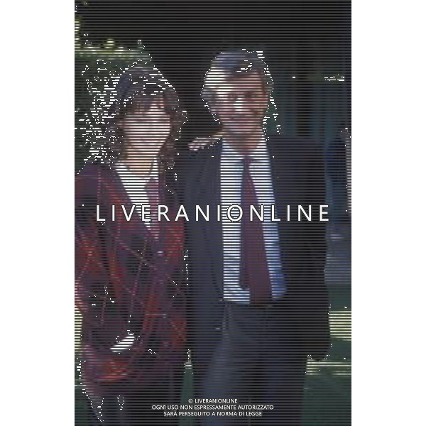 DIA- RETROSPETTIVA PIERO BADALONI GIORNALISTA NELLA FOTO PIERO BADALONI CON ELISABETTA GARDINI NELL’ANNO 1986 AGENZIA ALDO LIVERANI SAS