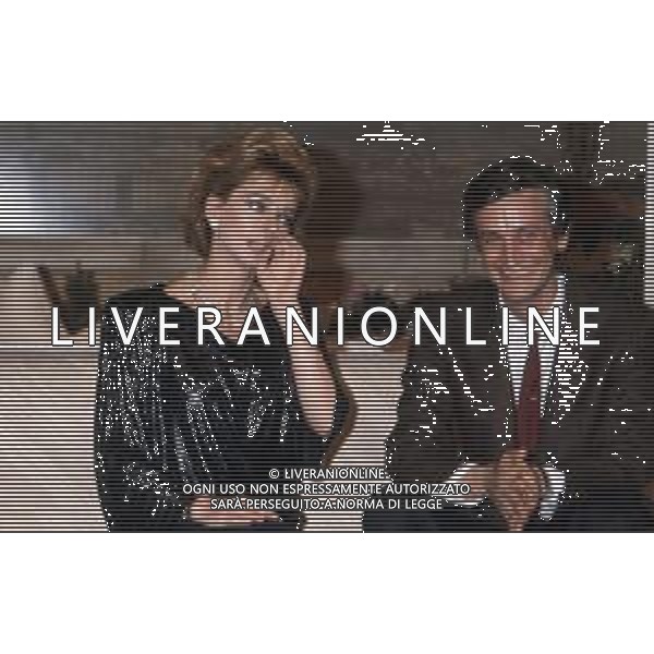 DIA- RETROSPETTIVA PIERO BADALONI GIORNALISTA NELLA FOTO PIERO BADALONI CON LA CONDUTTRICE TELEVISIVA ENRICA BONACCORTI NELL’ANNO 1986 AGENZIA ALDO LIVERANI SAS