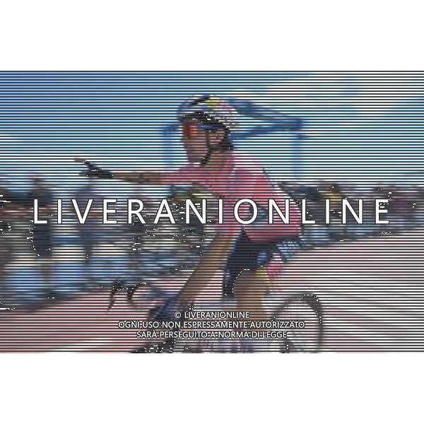 17-05-2025 Giro D\'italia; Tappa 08 Giulianova - Castelraimondo; 2025, Red Bull - Bora Hansgrohe; Roglic, Primoz; Giulianova; ©SIROTTI - AGENZIA ALDO LIVERANI SAS