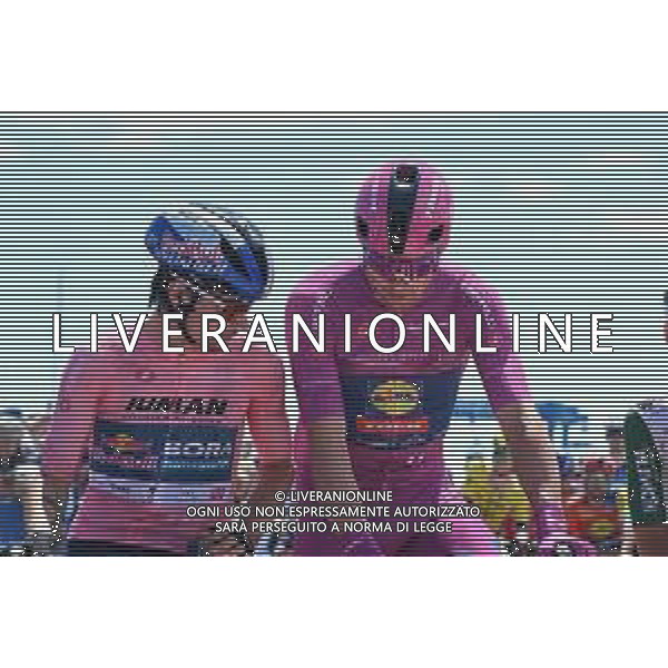 17-05-2025 Giro D\'italia; Tappa 08 Giulianova - Castelraimondo; 2025, Red Bull - Bora Hansgrohe; 2025, Lidl - Trek; Roglic, Primoz; Pedersen, Mads; Giulianova; ©SIROTTI - AGENZIA ALDO LIVERANI SAS