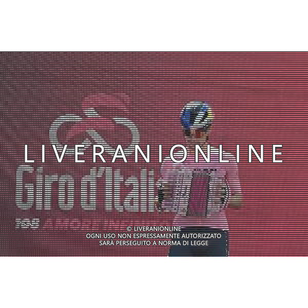 17-05-2025 Giro D\'italia; Tappa 08 Giulianova - Castelraimondo; 2025, Red Bull - Bora Hansgrohe; Roglic, Primoz; Giulianova; ©SIROTTI - AGENZIA ALDO LIVERANI SAS
