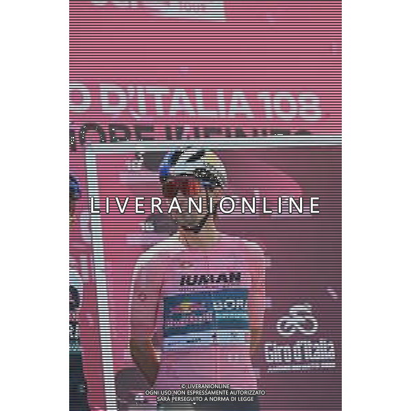 17-05-2025 Giro D\'italia; Tappa 08 Giulianova - Castelraimondo; 2025, Red Bull - Bora Hansgrohe; Roglic, Primoz; Giulianova; ©SIROTTI - AGENZIA ALDO LIVERANI SAS