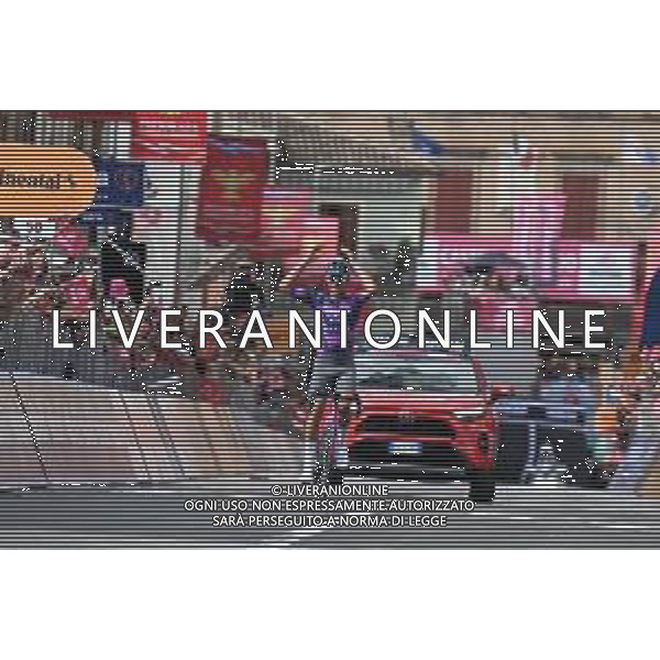 17-05-2025 Giro D\'italia; Tappa 08 Giulianova - Castelraimondo; 2025, Jayco - Alula; Plapp, Lucas; Castelraimondo; ©SIROTTI - AGENZIA ALDO LIVERANI SAS