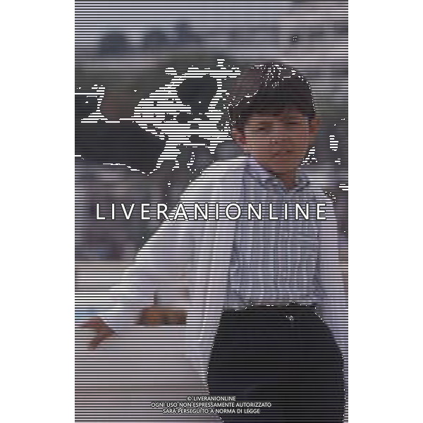 DIAP-RETROSPETTIVA SALVATORE CASCIO ATTORE NELLA FOTO SALVATORE CASCIO A CANNES NELL\'ANNO 1989 AG THEMA-AG ALDO LIVERANI SAS