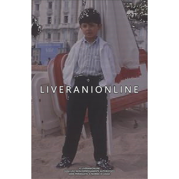 DIAP-RETROSPETTIVA SALVATORE CASCIO ATTORE NELLA FOTO SALVATORE CASCIO A CANNES NELL\'ANNO 1989 AG THEMA-AG ALDO LIVERANI SAS