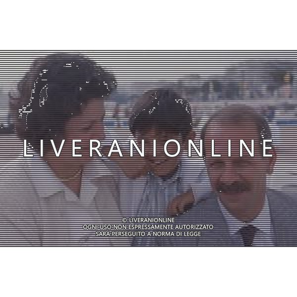 DIAP-RETROSPETTIVA SALVATORE CASCIO ATTORE NELLA FOTO SALVATORE CASCIO A CANNES NELL\'ANNO 1989 CON IL PADRE E LA MADRE AG THEMA-AG ALDO LIVERANI SAS