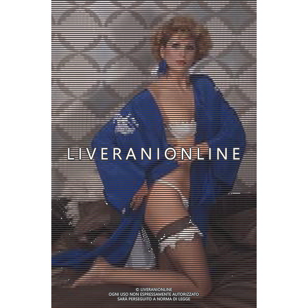 DIAP-RETROSPETTIVA MINNE MINOPRIO ATTRICE NELLA FOTO MINNIE MINOPRIO A ROMA NELL\'ANNO 1985 FOTO EDGARDO DELLA SCORCIOSA-ARCHIVIO GIOVANNI LIVERANI-AG ALDO LIVERANI SAS