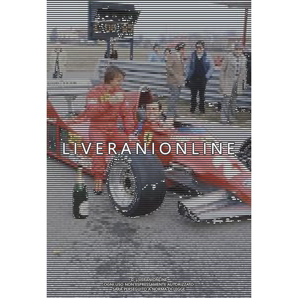 DIAP-RETROSPETTIVA RENE\'ARNOUX PILOYA F1 NELLA FOTO RENE\' ARNOUX CON PATRICK TAMBAY AG ALDO LIVERANI SAS