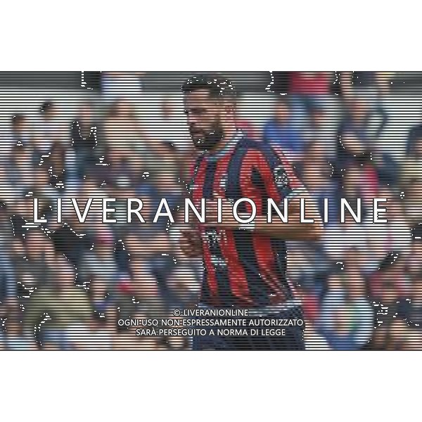 Serie C 2024-2025 Playoff Stadio Ezio Scida (Crotone) Nella foto: Maxime Giron Andrea Rosito @Agenzia Liverani Sas -Crotone - Vicenza Playoff Lega Pro Campionato Calcio Serie C - 18.05.2025