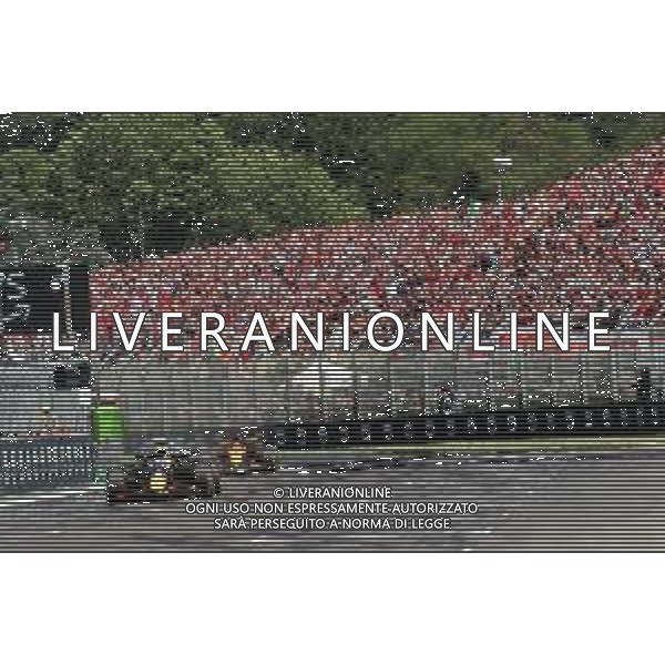 IMOLA 18 05 2025 IMOLA DOMENICA AUTODROMO ENZO E DINO FERRARI DOMENICA FORMULA 1 GRAN PREMIO DEL MADE IN ITALY E DELL\'EMILIA ROMAGNA NELLA FOTO MAX VERSTAPPEN RED BULL E OSCAR PIASTRI MCLAREN ©SANNA - AGENZIA ALDO LIVERANI SAS