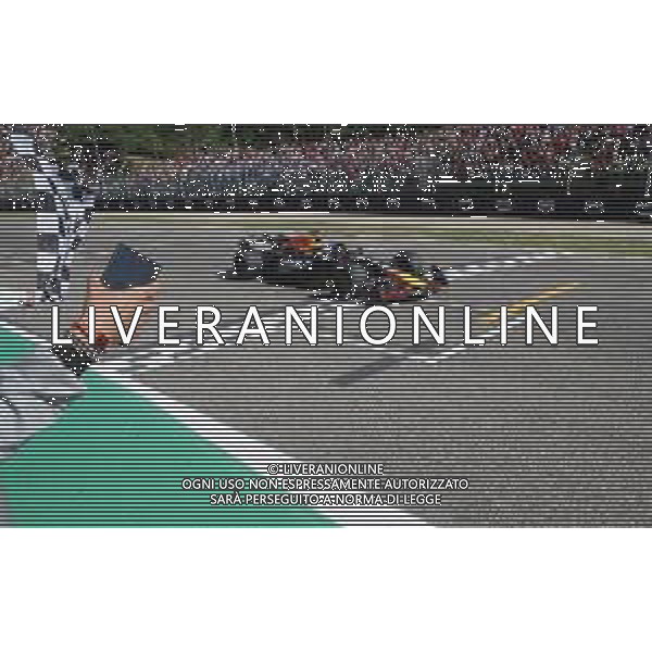 IMOLA 18 05 2025 IMOLA DOMENICA AUTODROMO ENZO E DINO FERRARI DOMENICA FORMULA 1 GRAN PREMIO DEL MADE IN ITALY E DELL\'EMILIA ROMAGNA NELLA FOTO ARRIVO MAX VERSTAPPEN RED BULL AL TRAGUARDO ©SANNA - AGENZIA ALDO LIVERANI SAS