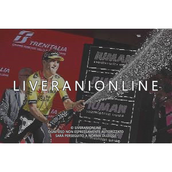 18-05-2025 Giro D\'italia; Tappa 09 Gubbio - Siena; 2025, Visma - Lease A Bike; Van Aert, Wout; Siena; foto stefano sirotti-ag aldo liverani sas