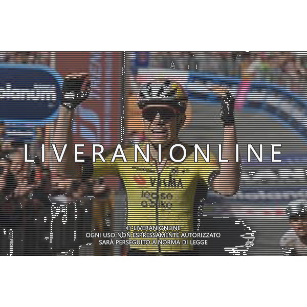 18-05-2025 Giro D\'italia; Tappa 09 Gubbio - Siena; 2025, Visma - Lease A Bike; Van Aert, Wout; Siena; foto stefano sirotti-ag aldo liverani sas