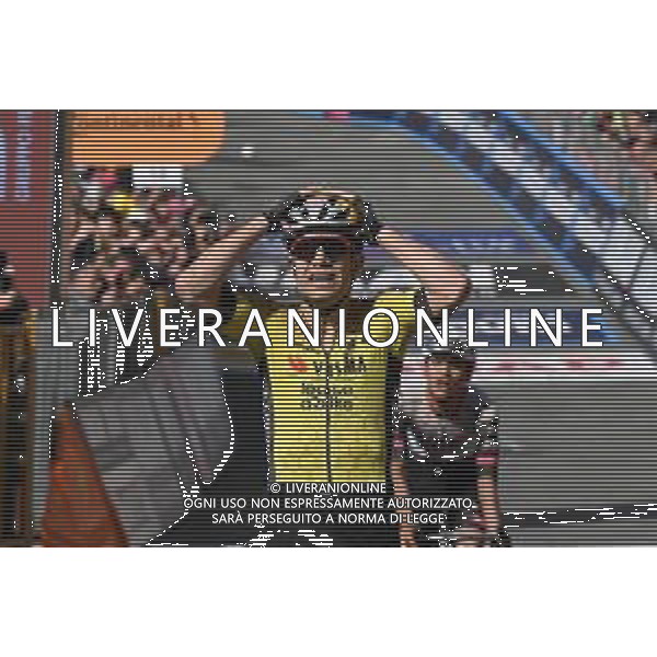 18-05-2025 Giro D\'italia; Tappa 09 Gubbio - Siena; 2025, Visma - Lease A Bike; Van Aert, Wout; Siena; foto stefano sirotti-ag aldo liverani sas