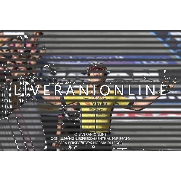 18-05-2025 Giro D\'italia; Tappa 09 Gubbio - Siena; 2025, Visma - Lease A Bike; Van Aert, Wout; Siena; foto stefano sirotti-ag aldo liverani sas