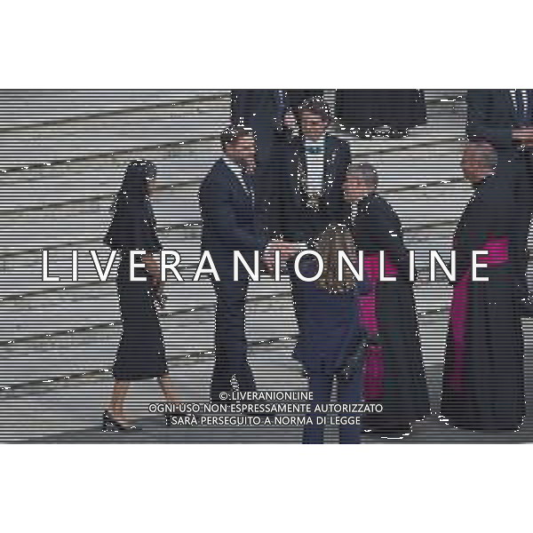 ROMA - 18 Maggio 2025 Celebrazione Eucaristica per l’inizio del Ministero Petrino del Vescovo di Roma Leone XIV Nella Foto: JD Vance Vicepresidente degli Stati Uniti d’America con la moglie Usha Vance Andrea Bracaglia- AGENZIA ALDO LIVERANI SAS