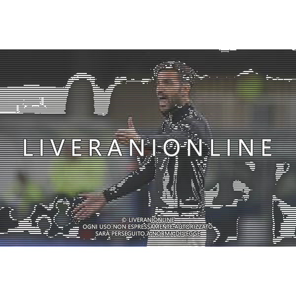 Cesc Fabregas Head Coach of Como 1907 gestures during Hellas Verona FC vs Como FC 1907, 37° Serie A Enilive 2024-25 game at Marcantonio Bentegodi stadium in Verona (VR), Italy, on May 18, 2025. (Photo by Davide Casentini)- AGENZIA ALDO LIVERANI SAS