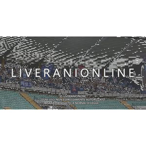 tifosi - Como fans show their support during Hellas Verona FC vs Como FC 1907, 37° Serie A Enilive 2024-25 game at Marcantonio Bentegodi stadium in Verona (VR), Italy, on May 18, 2025. (Photo by Davide Casentini)- AGENZIA ALDO LIVERANI SAS
