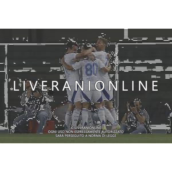 Maxence Caqueret of Como 1907 celebrates after scoring during Hellas Verona FC vs Como FC 1907, 37° Serie A Enilive 2024-25 game at Marcantonio Bentegodi stadium in Verona (VR), Italy, on May 18, 2025. (Photo by Davide Casentini) - AGENZIA ALDO LIVERANI SAS