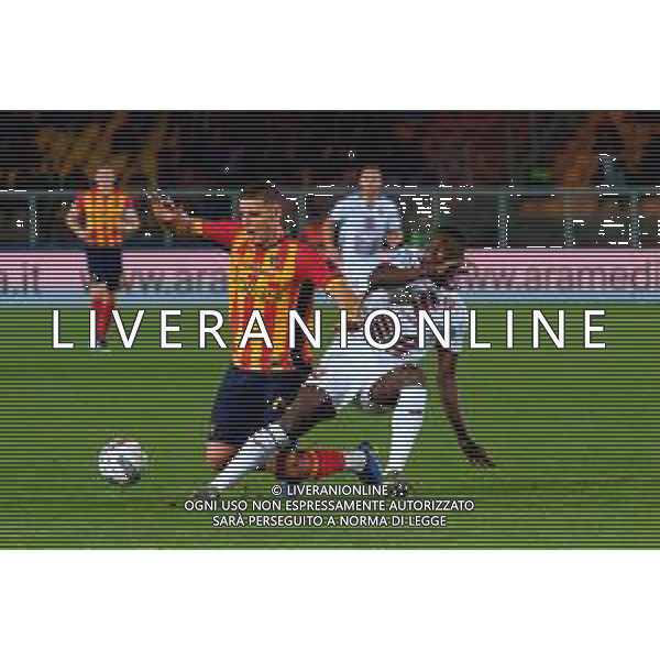 TVEM May 18, 2025 Lecce, Italy - US Lecce vs Torino FC - Italian soccer serie A 2024/25 - Via Del Mare Stadium. In the pic: Nikola Krstovic of US Lecce in action against Ali Dembele of Torino FC foto emmanuele mastrodonato-ag aldo liverani sas